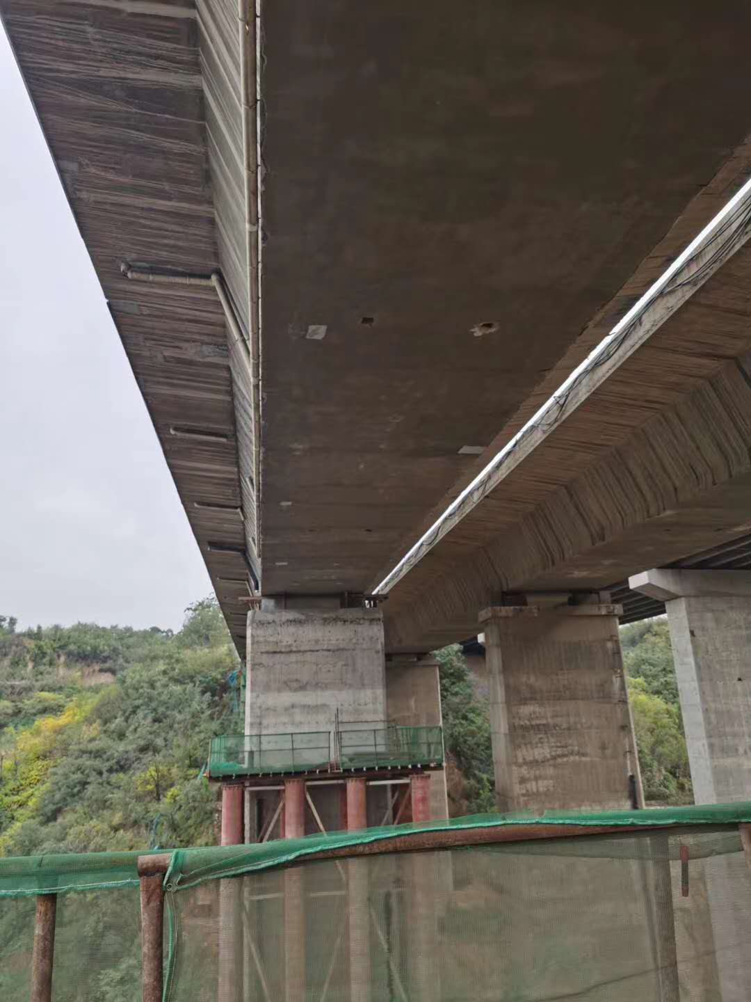 瑶海桥梁加固前制定可行设计方案图并用对施工方法